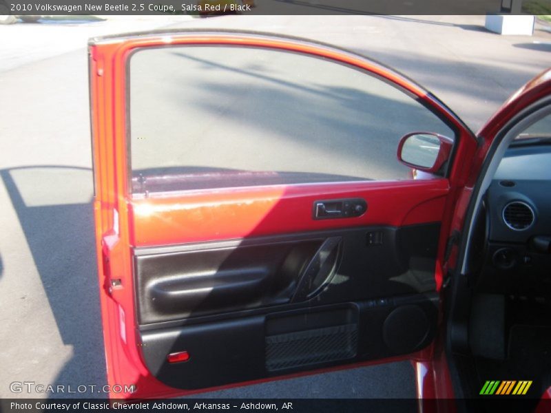 Salsa Red / Black 2010 Volkswagen New Beetle 2.5 Coupe