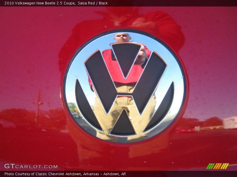 Salsa Red / Black 2010 Volkswagen New Beetle 2.5 Coupe