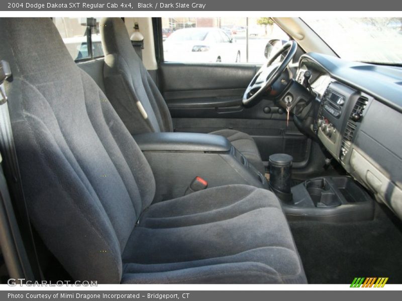 Black / Dark Slate Gray 2004 Dodge Dakota SXT Regular Cab 4x4
