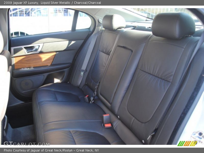 Liquid Silver Metallic / Charcoal/Charcoal 2009 Jaguar XF Luxury