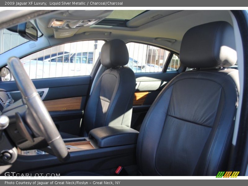 Liquid Silver Metallic / Charcoal/Charcoal 2009 Jaguar XF Luxury