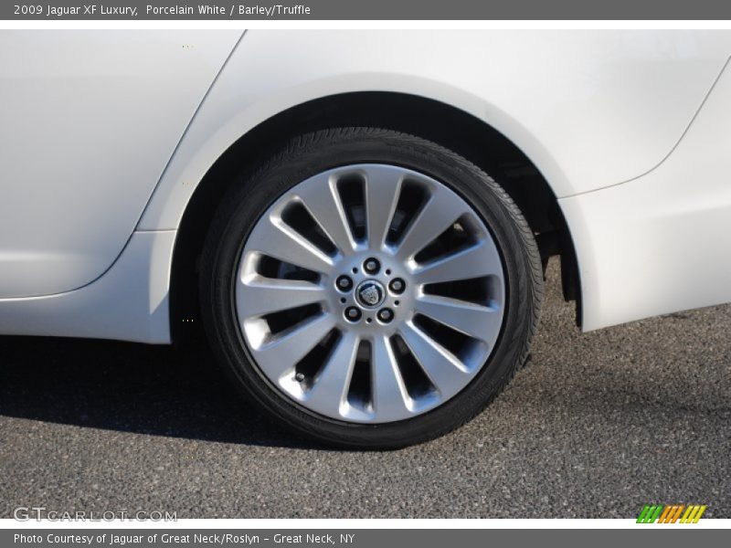 Porcelain White / Barley/Truffle 2009 Jaguar XF Luxury
