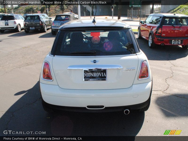 Pepper White / Checkered Carbon Black/Black 2008 Mini Cooper Hardtop