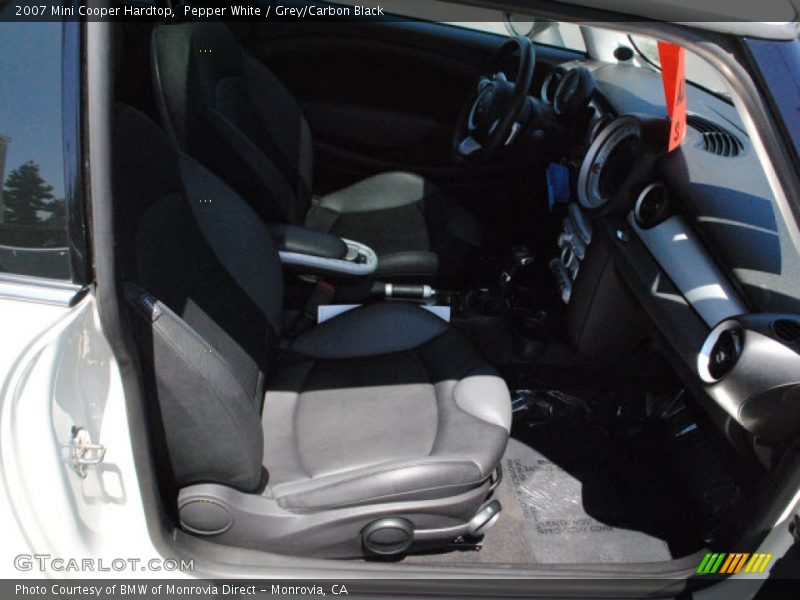 Pepper White / Grey/Carbon Black 2007 Mini Cooper Hardtop