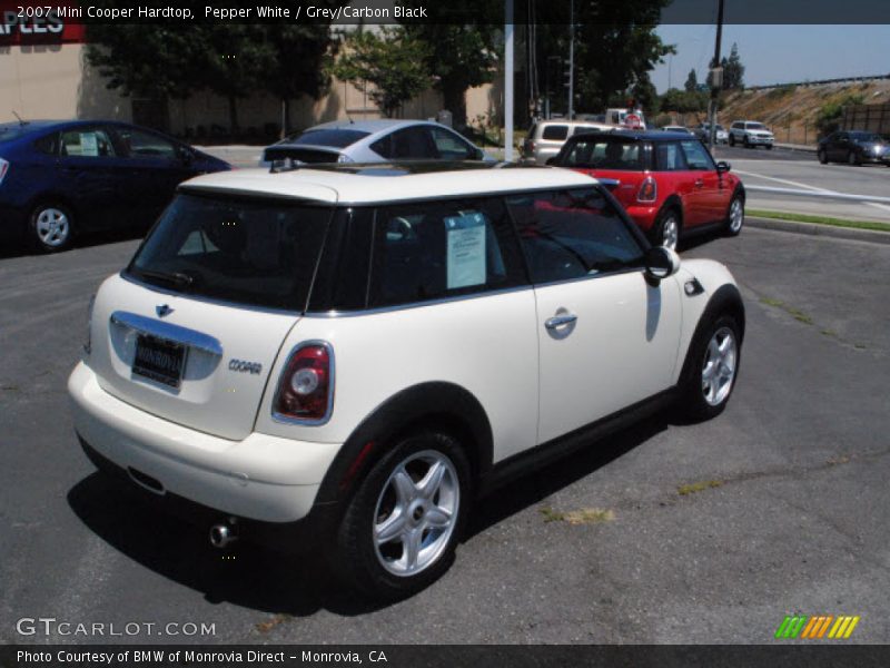 Pepper White / Grey/Carbon Black 2007 Mini Cooper Hardtop