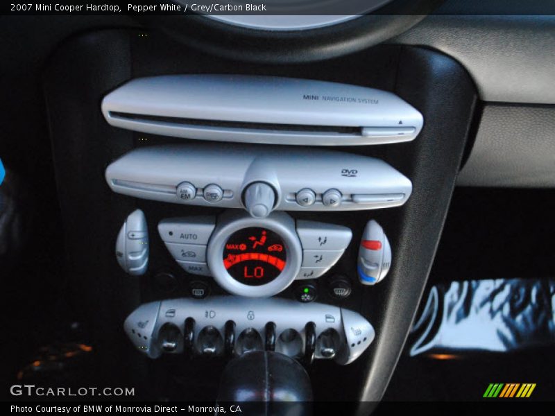 Pepper White / Grey/Carbon Black 2007 Mini Cooper Hardtop