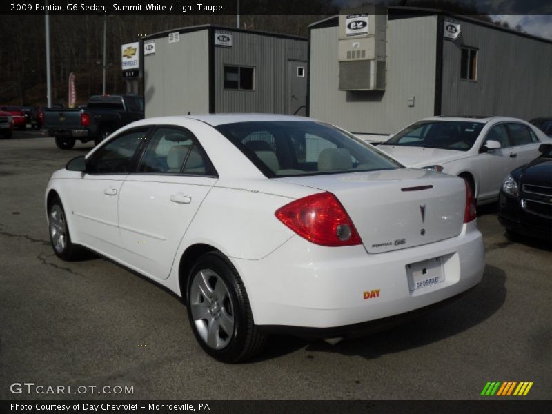 Summit White / Light Taupe 2009 Pontiac G6 Sedan