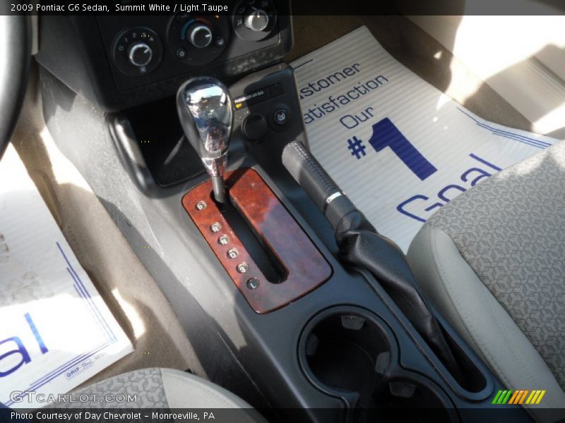 Summit White / Light Taupe 2009 Pontiac G6 Sedan