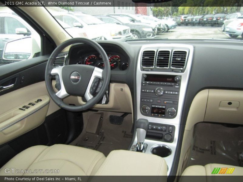 White Diamond Tintcoat / Cashmere 2011 GMC Acadia SLT