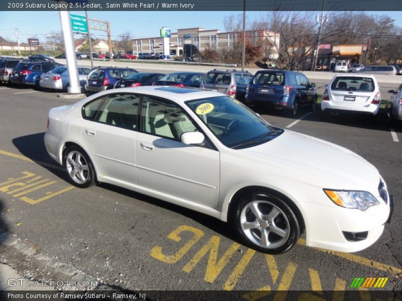 Satin White Pearl / Warm Ivory 2009 Subaru Legacy 2.5i Sedan