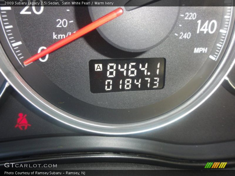 Satin White Pearl / Warm Ivory 2009 Subaru Legacy 2.5i Sedan