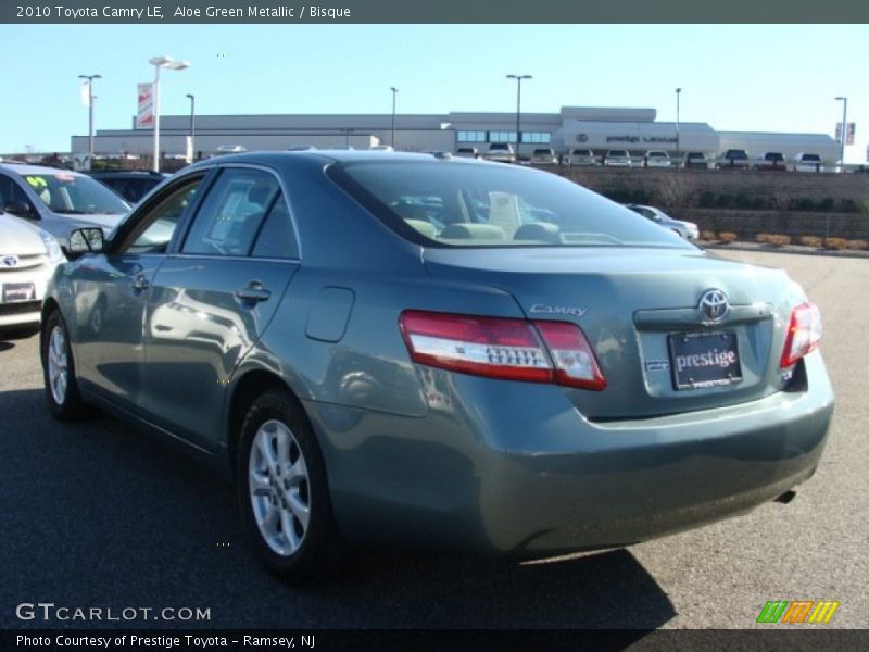 Aloe Green Metallic / Bisque 2010 Toyota Camry LE