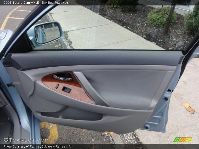 Sky Blue Pearl / Ash 2008 Toyota Camry XLE