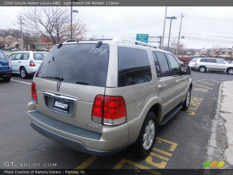 Light French Silk Metallic / Camel 2005 Lincoln Aviator Luxury AWD