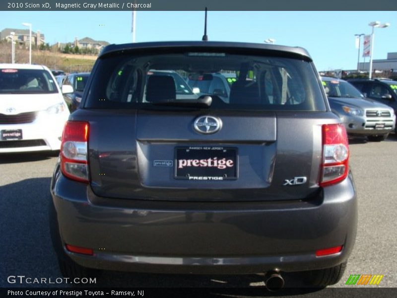 Magnetic Gray Metallic / Charcoal 2010 Scion xD