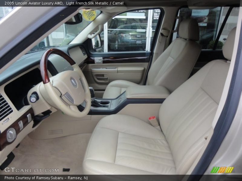 Light French Silk Metallic / Camel 2005 Lincoln Aviator Luxury AWD