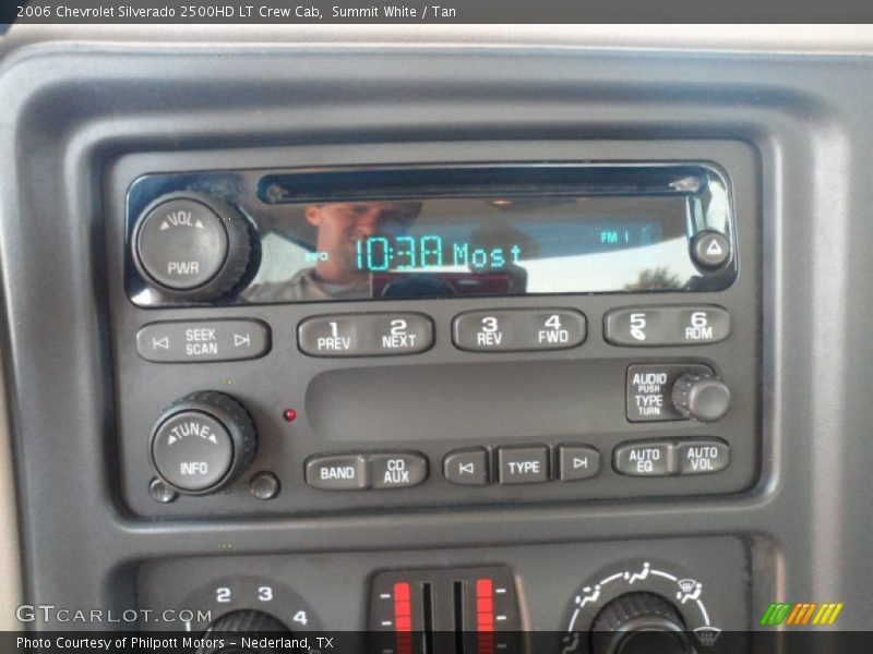 Audio System of 2006 Silverado 2500HD LT Crew Cab