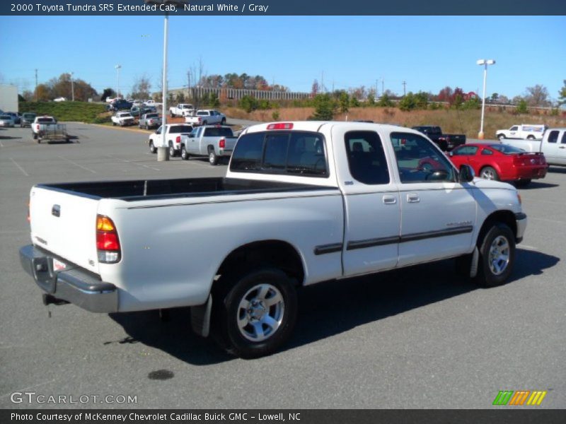Natural White / Gray 2000 Toyota Tundra SR5 Extended Cab