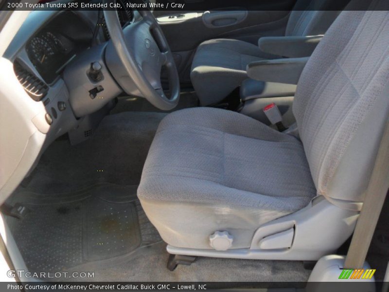 Natural White / Gray 2000 Toyota Tundra SR5 Extended Cab