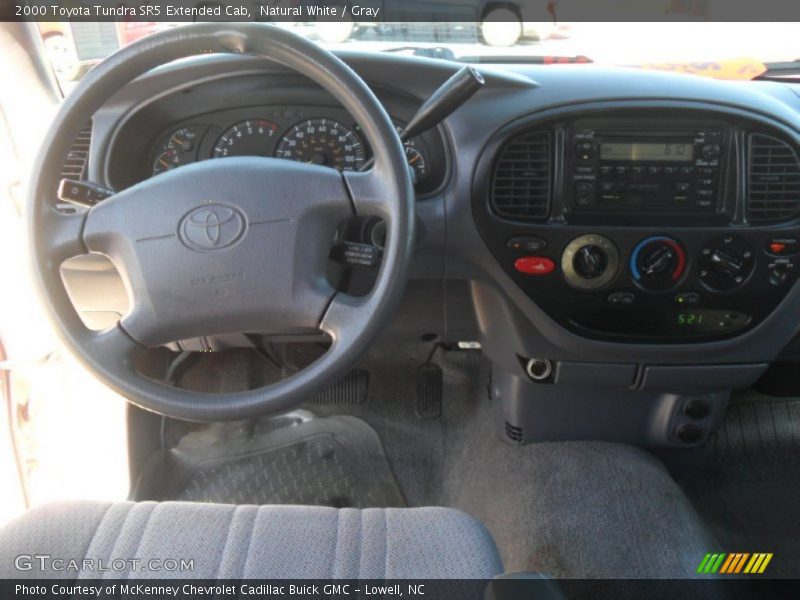 Natural White / Gray 2000 Toyota Tundra SR5 Extended Cab