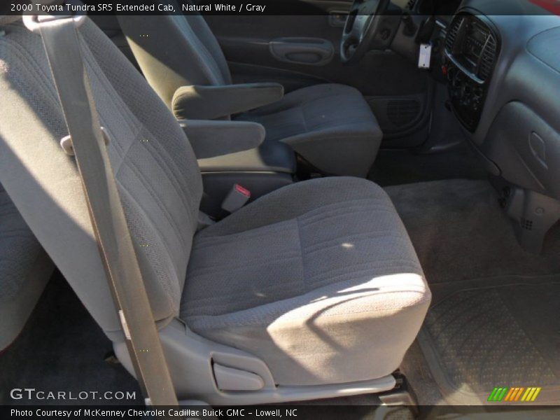 Natural White / Gray 2000 Toyota Tundra SR5 Extended Cab