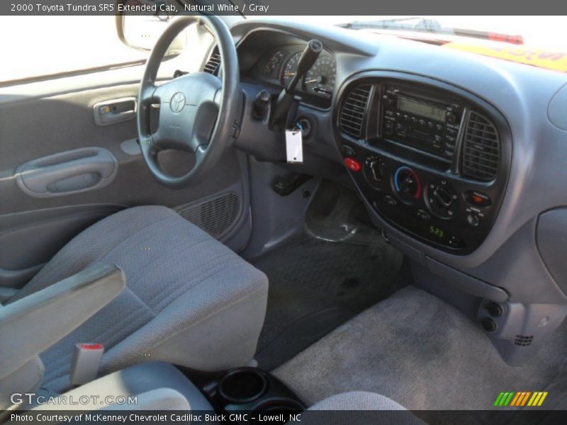 Natural White / Gray 2000 Toyota Tundra SR5 Extended Cab