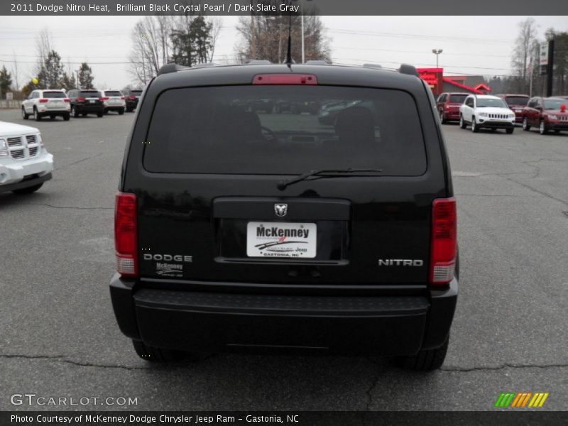 Brilliant Black Crystal Pearl / Dark Slate Gray 2011 Dodge Nitro Heat