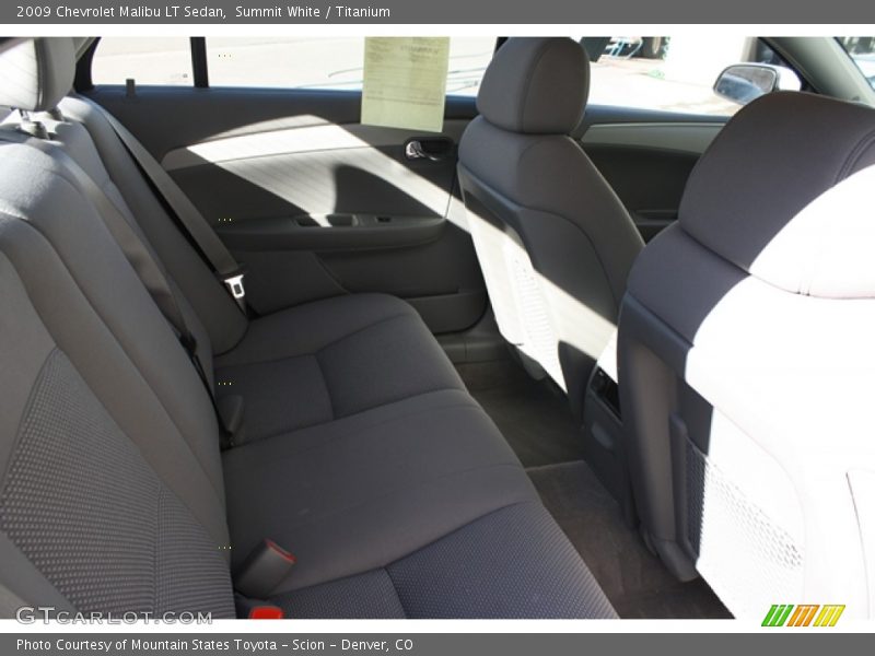 Summit White / Titanium 2009 Chevrolet Malibu LT Sedan