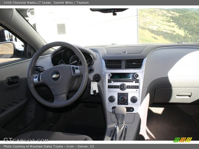 Summit White / Titanium 2009 Chevrolet Malibu LT Sedan