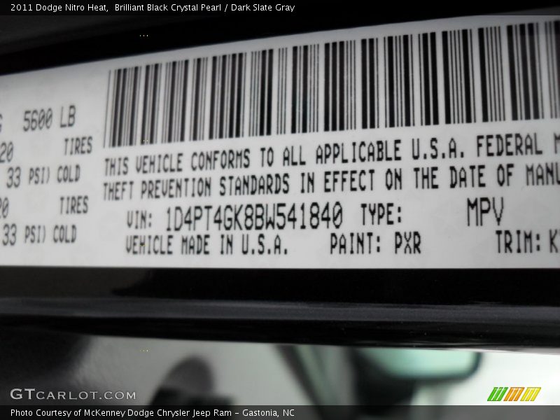 Brilliant Black Crystal Pearl / Dark Slate Gray 2011 Dodge Nitro Heat