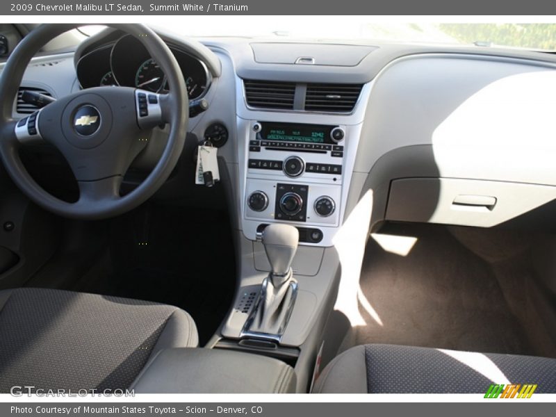 Summit White / Titanium 2009 Chevrolet Malibu LT Sedan