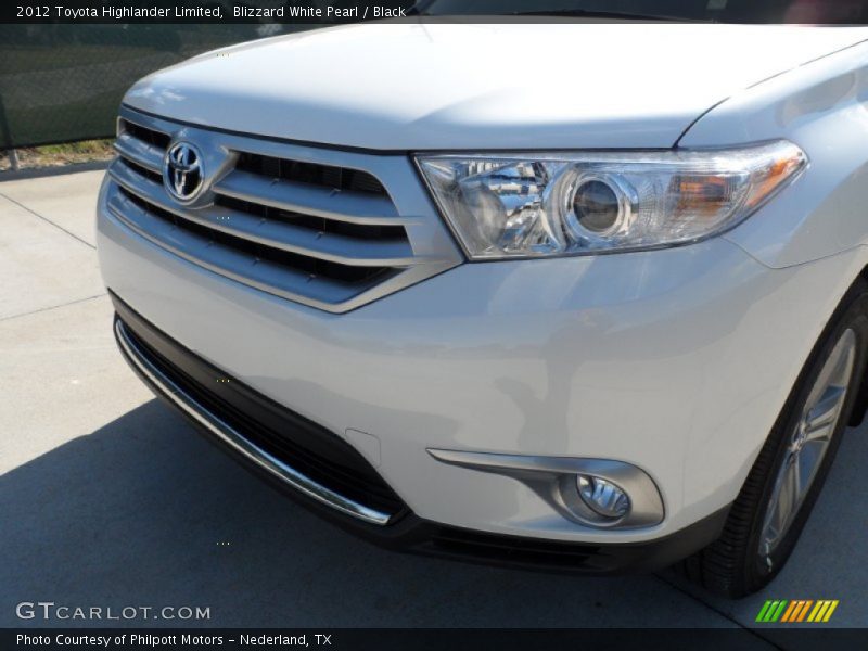 Blizzard White Pearl / Black 2012 Toyota Highlander Limited