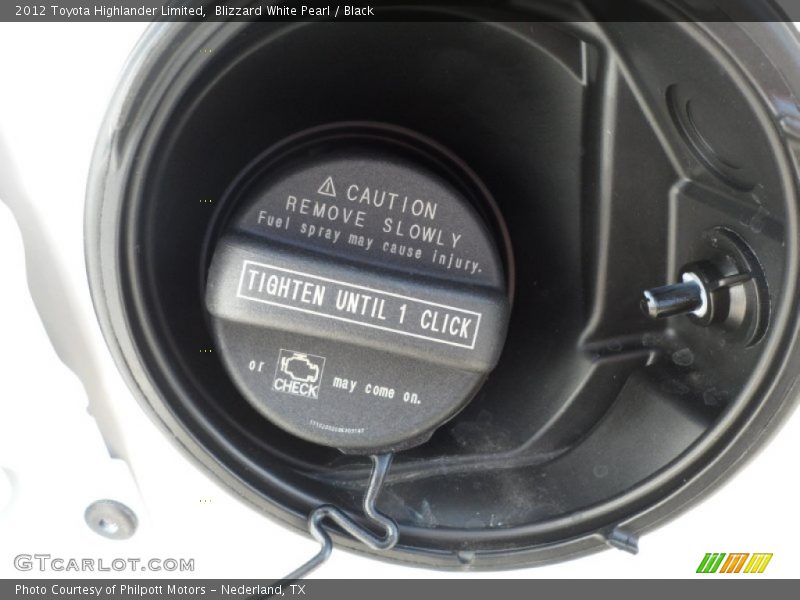 Blizzard White Pearl / Black 2012 Toyota Highlander Limited