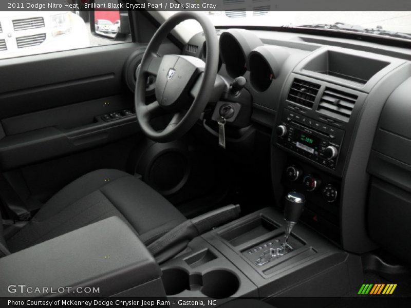 Brilliant Black Crystal Pearl / Dark Slate Gray 2011 Dodge Nitro Heat