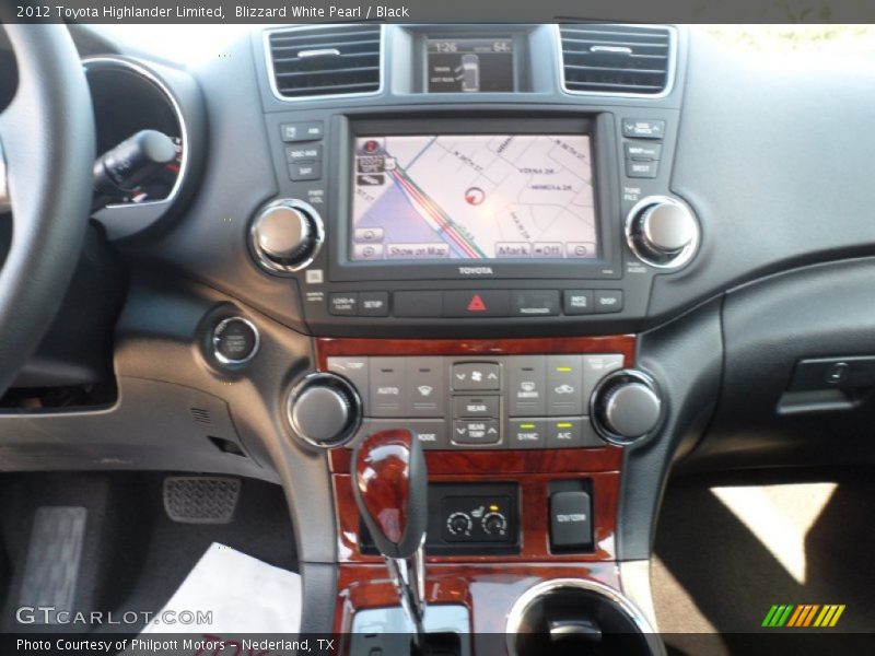 Blizzard White Pearl / Black 2012 Toyota Highlander Limited