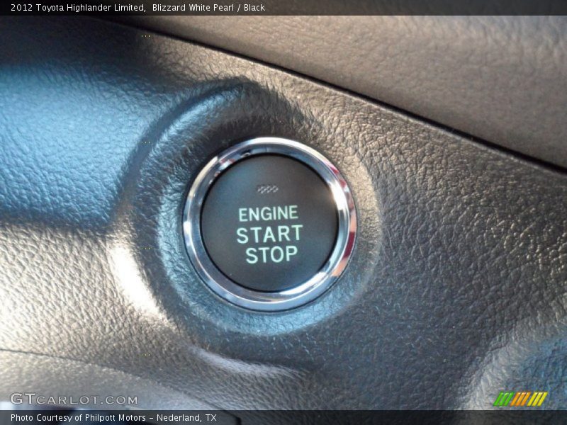 Blizzard White Pearl / Black 2012 Toyota Highlander Limited