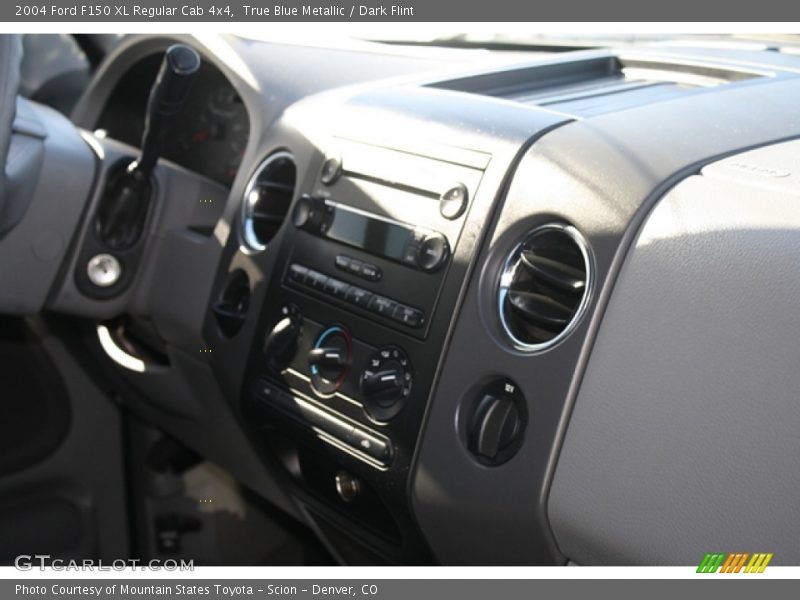 True Blue Metallic / Dark Flint 2004 Ford F150 XL Regular Cab 4x4