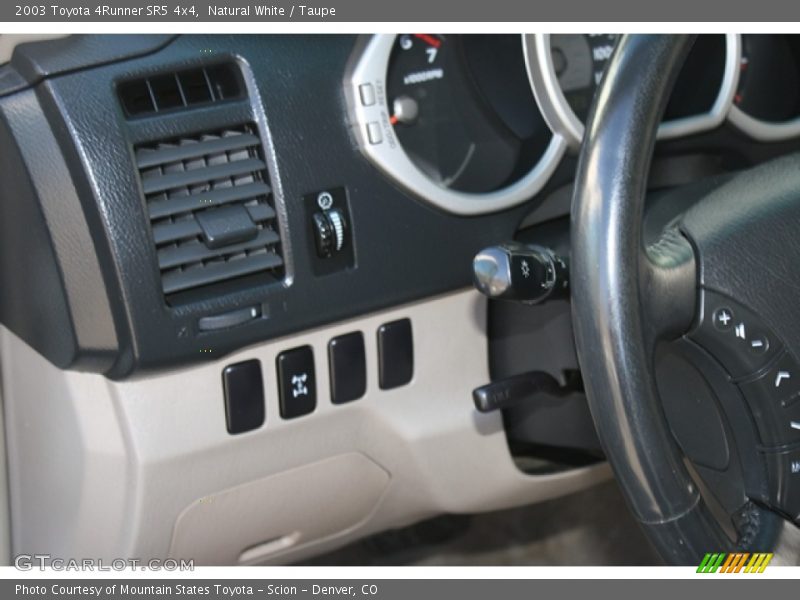 Natural White / Taupe 2003 Toyota 4Runner SR5 4x4