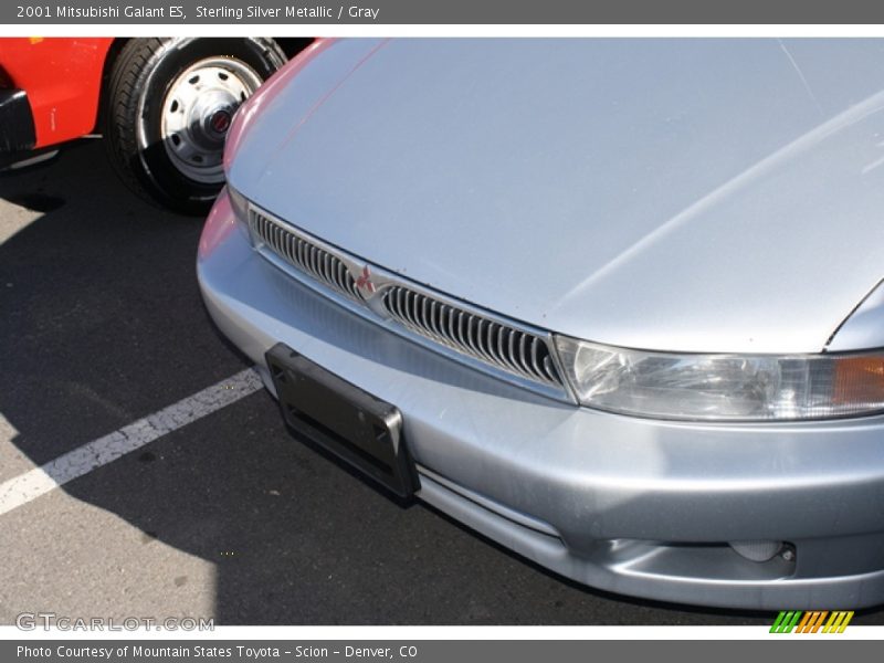 Sterling Silver Metallic / Gray 2001 Mitsubishi Galant ES