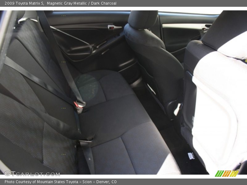 Magnetic Gray Metallic / Dark Charcoal 2009 Toyota Matrix S