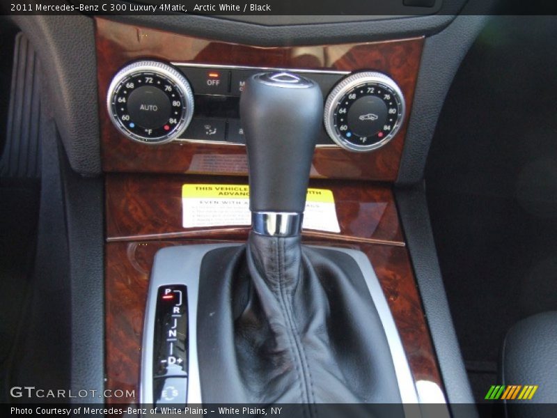Arctic White / Black 2011 Mercedes-Benz C 300 Luxury 4Matic