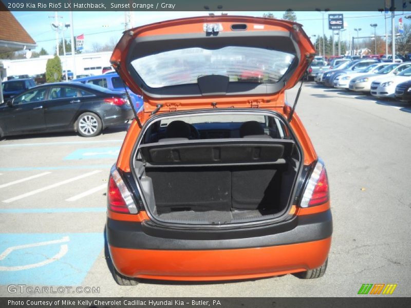 Sunset Orange / Gray 2009 Kia Rio Rio5 LX Hatchback
