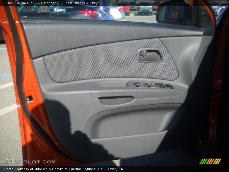 Sunset Orange / Gray 2009 Kia Rio Rio5 LX Hatchback