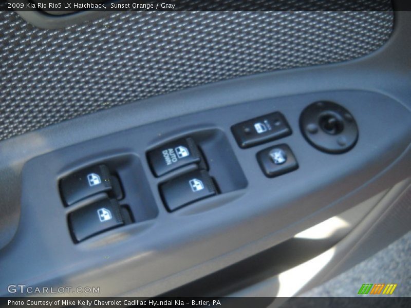 Sunset Orange / Gray 2009 Kia Rio Rio5 LX Hatchback