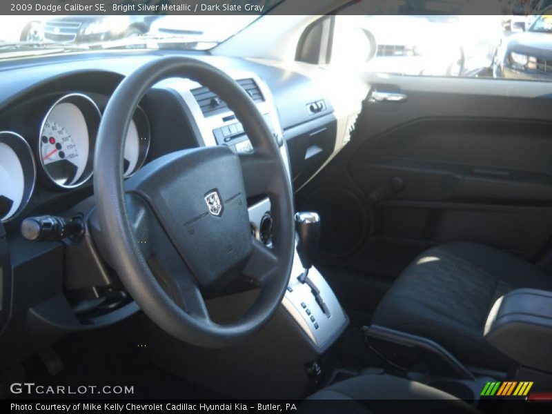Bright Silver Metallic / Dark Slate Gray 2009 Dodge Caliber SE