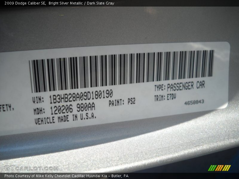 Bright Silver Metallic / Dark Slate Gray 2009 Dodge Caliber SE