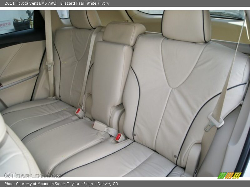 Blizzard Pearl White / Ivory 2011 Toyota Venza V6 AWD
