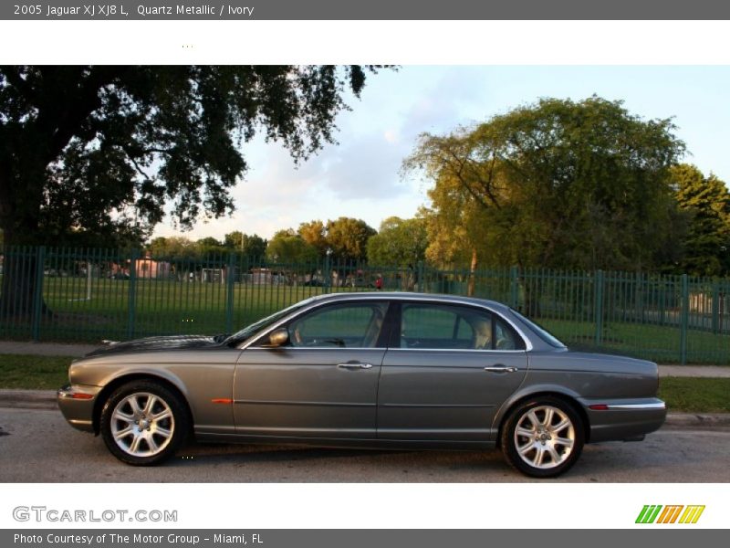 Quartz Metallic / Ivory 2005 Jaguar XJ XJ8 L