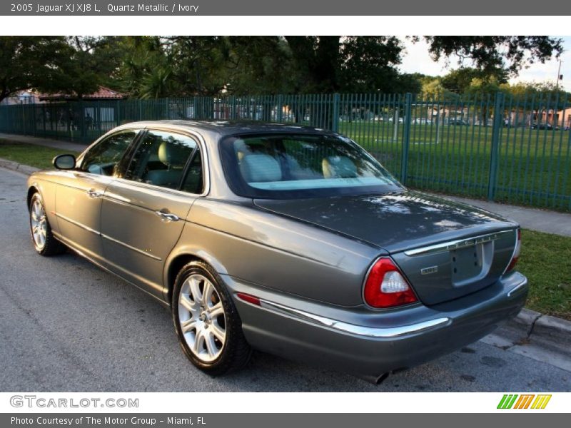 Quartz Metallic / Ivory 2005 Jaguar XJ XJ8 L