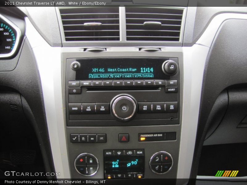 White / Ebony/Ebony 2011 Chevrolet Traverse LT AWD